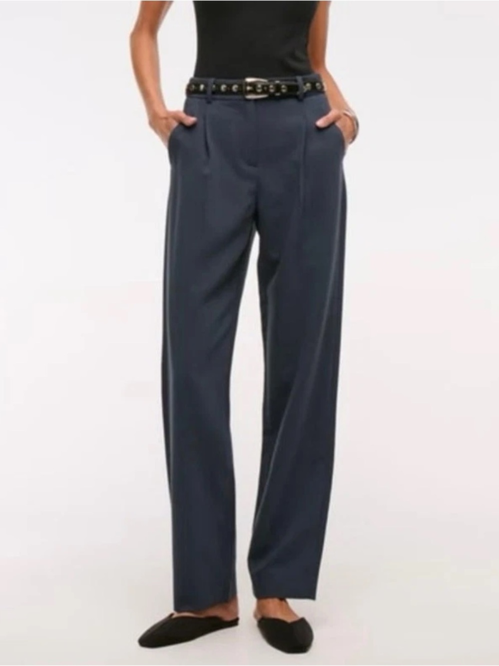 Abercrombie & Fitch Quinn Tailored Straight Pant Navy size 26 / 2 - Picture 2 of 8